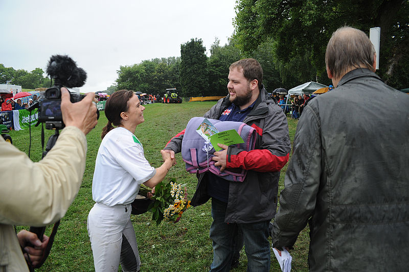 DschingisKhan (Jacqueline Krüger, Besitzer: Stall S.+K.)